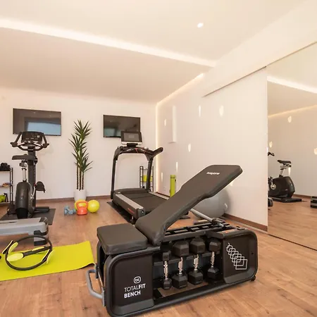 Mia Anasa - Luxury * Masouri