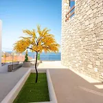 Mia Anasa - Luxury * Masouri