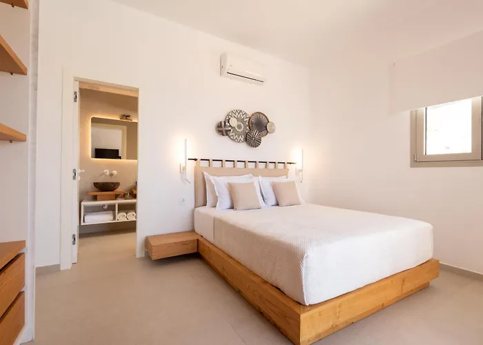 Mia Anasa - Luxury *